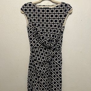 Ralph Lauren geometric dress size 4 navy blue & whit